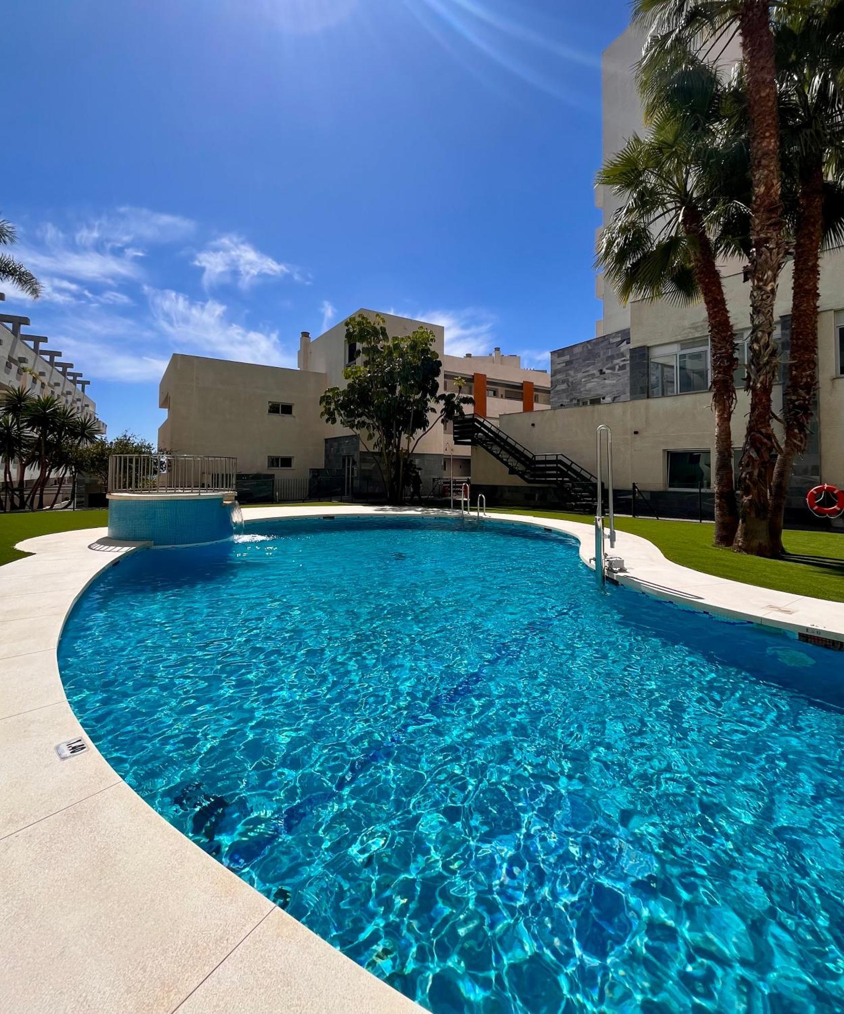 Modern With Pools,gym & In Costa Del Sol *